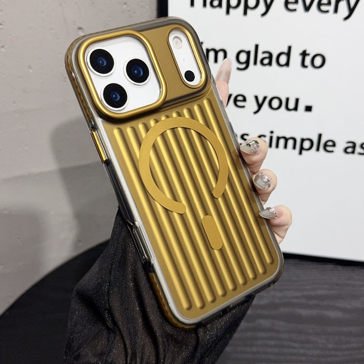 Transparent MagSafe Back Cover with Shock Protection and Camera Guard