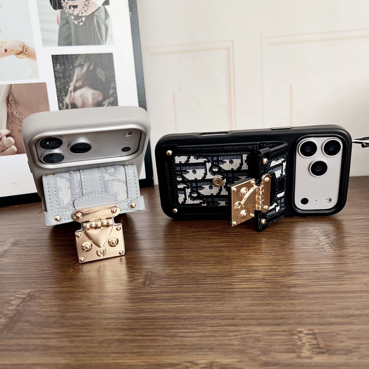 Pattern Back Cover with Chain Strap and Lock for iPhone