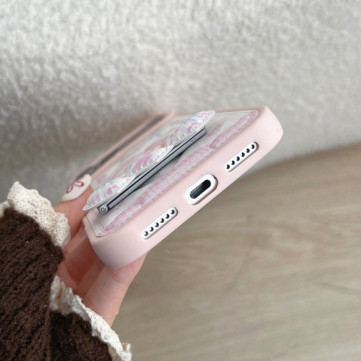 Cute Pastel Pink Heart iPhone Case with Card Holder – Soft Wallet Style Cover