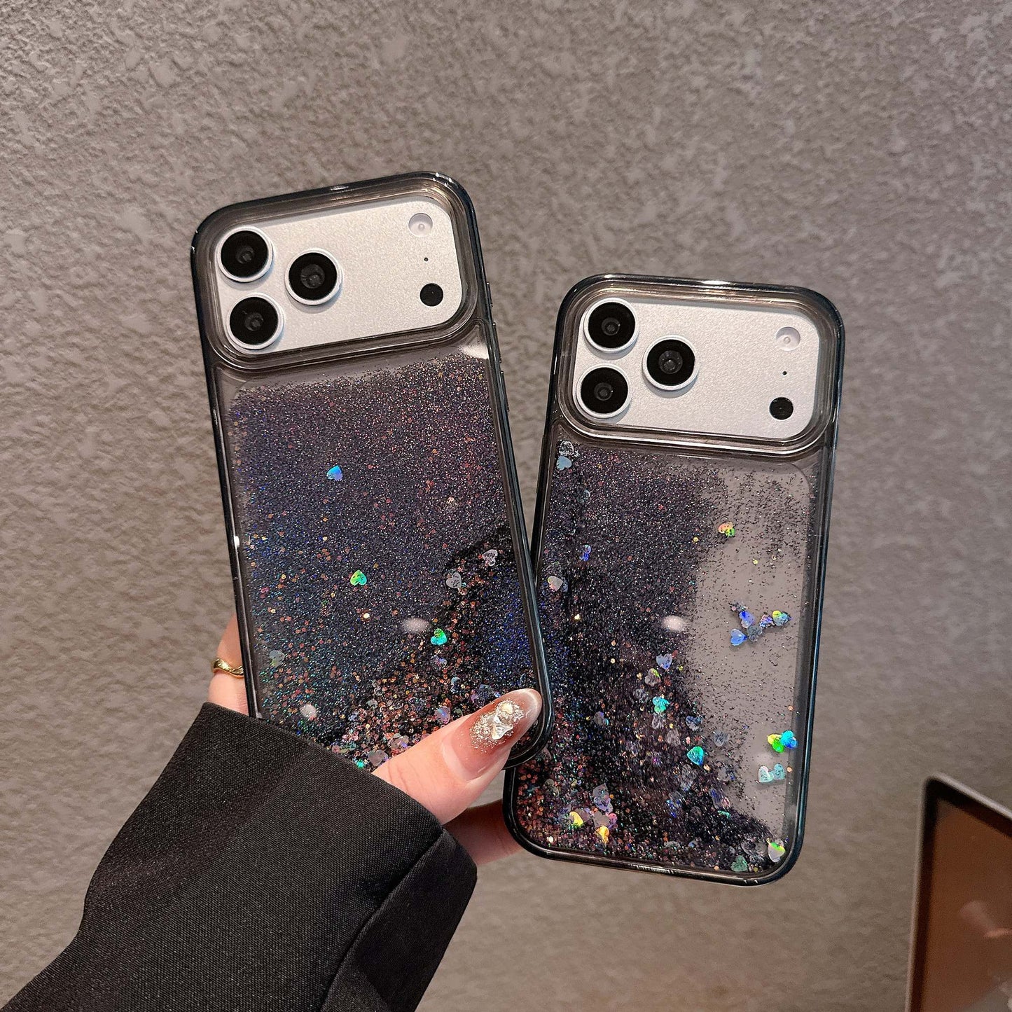 Black Glitter Liquid Phone Cover – Shiny Heart Aesthetic Designer Case
