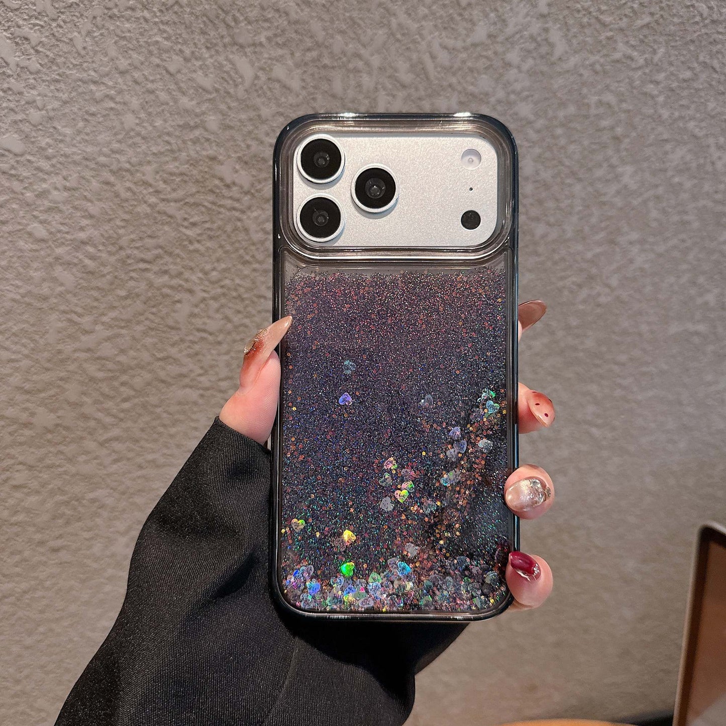 Black Glitter Liquid Phone Cover – Shiny Heart Aesthetic Designer Case