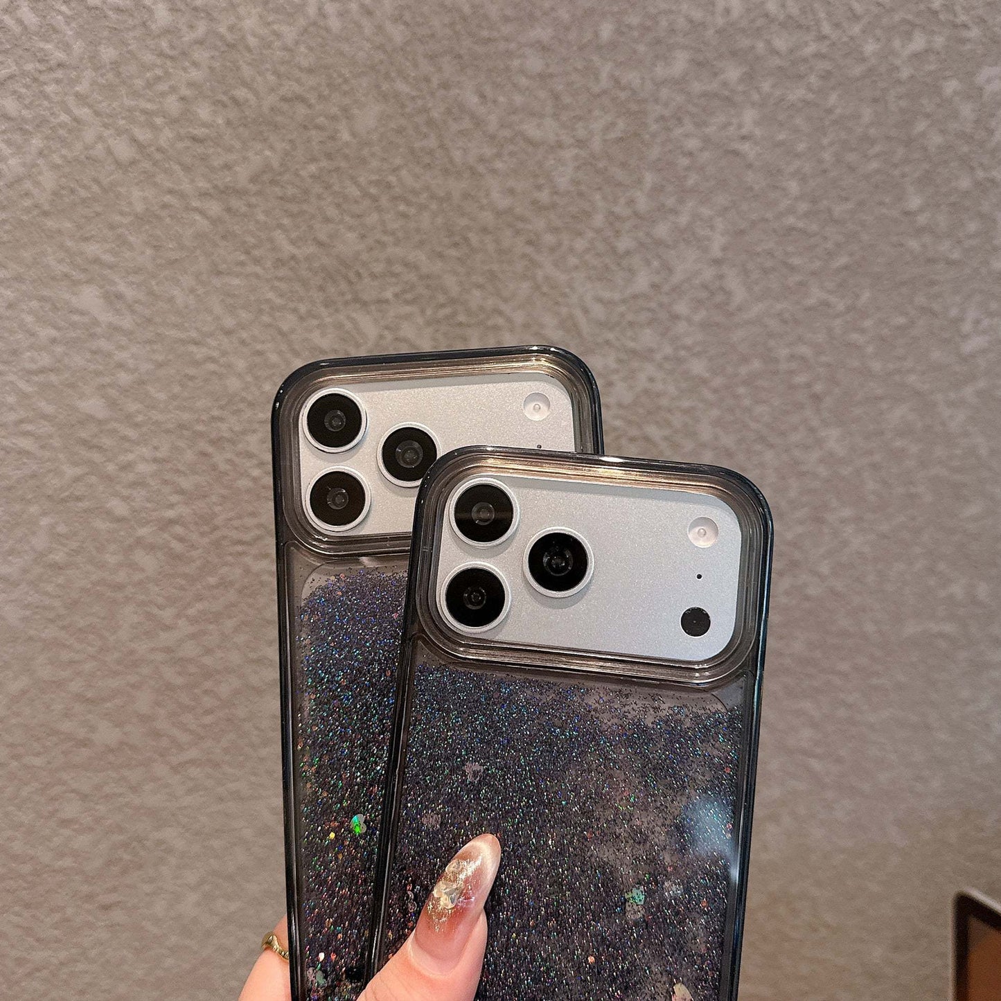 Black Glitter Liquid Phone Cover – Shiny Heart Aesthetic Designer Case