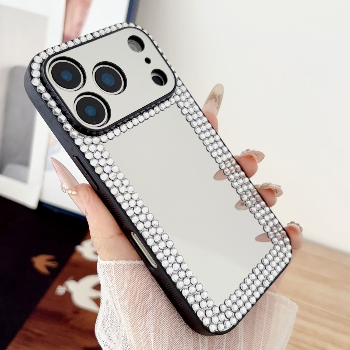 Luxury Mirror Mobile Cover with Diamond Border – Bling Designer Case