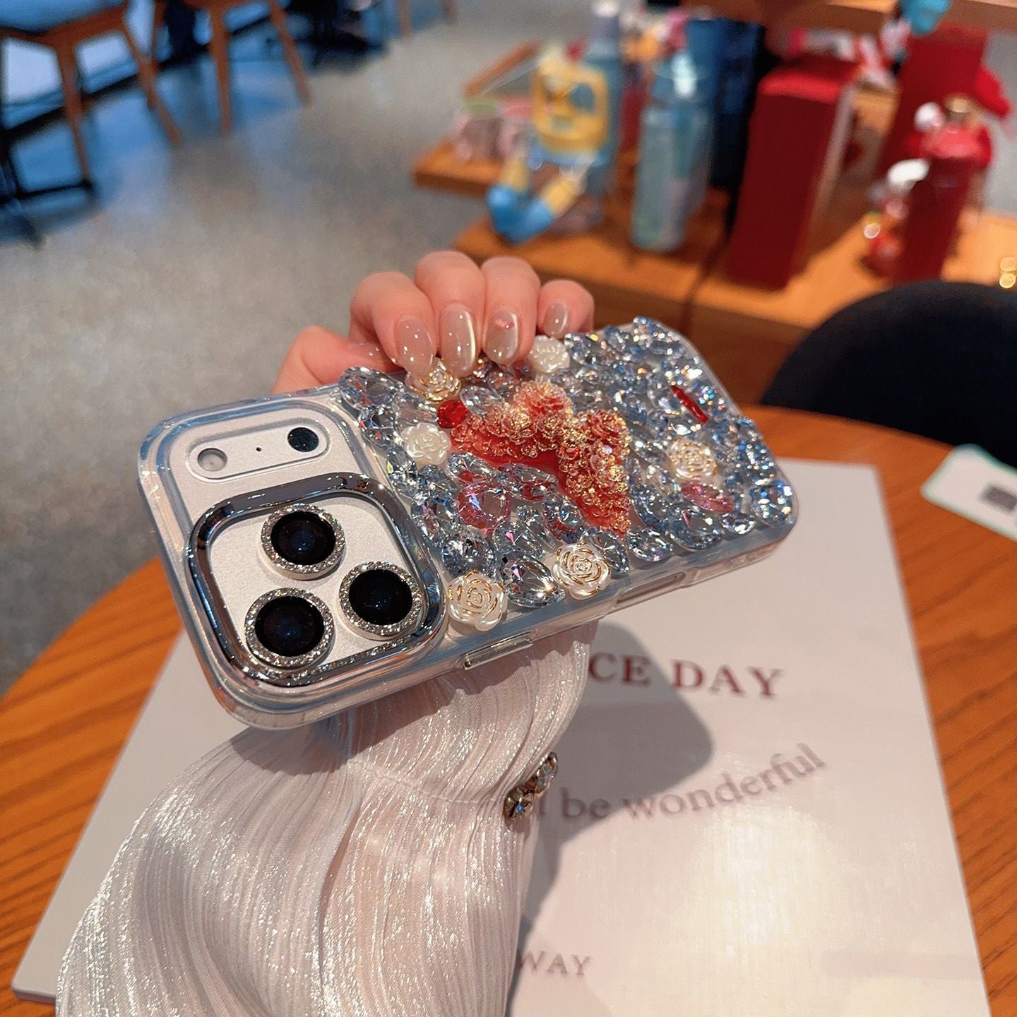 Luxury Crystal Bling Designer Mobile Cover with 3D Floral Decoration