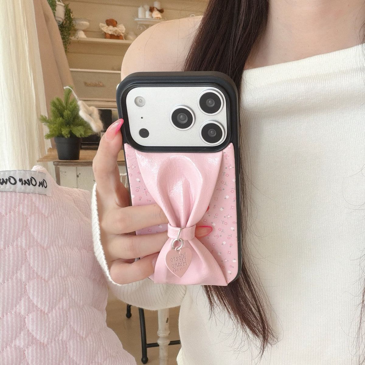 Cute 3D Bow iPhone Case with Heart Charm – Soft Protective Designer Cover
