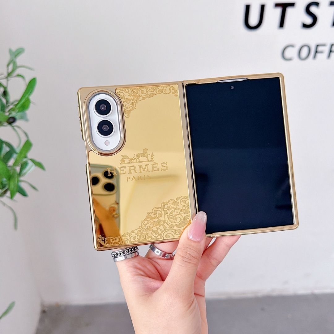 Luxury 24K Gold-Plated Lion Engraved Mirror Finish Protective Case for Samsung Galaxy Z Fold Series