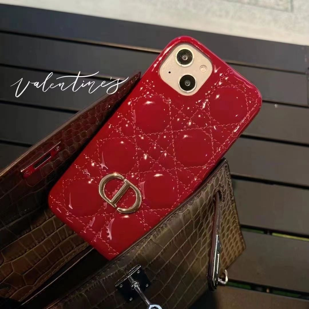 Quilted Glossy Phone Case with Metal Lock Design
